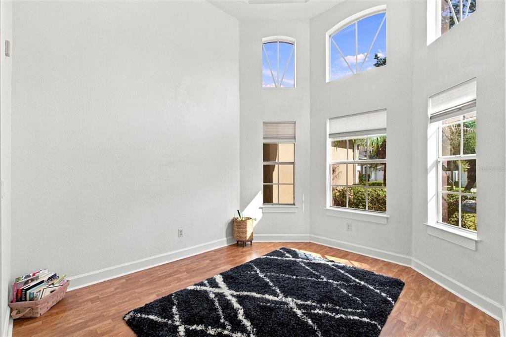 13711 DORNOCH DRIVE gallery image #17