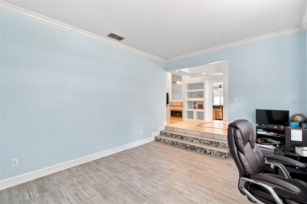 13711 DORNOCH DRIVE gallery image #18
