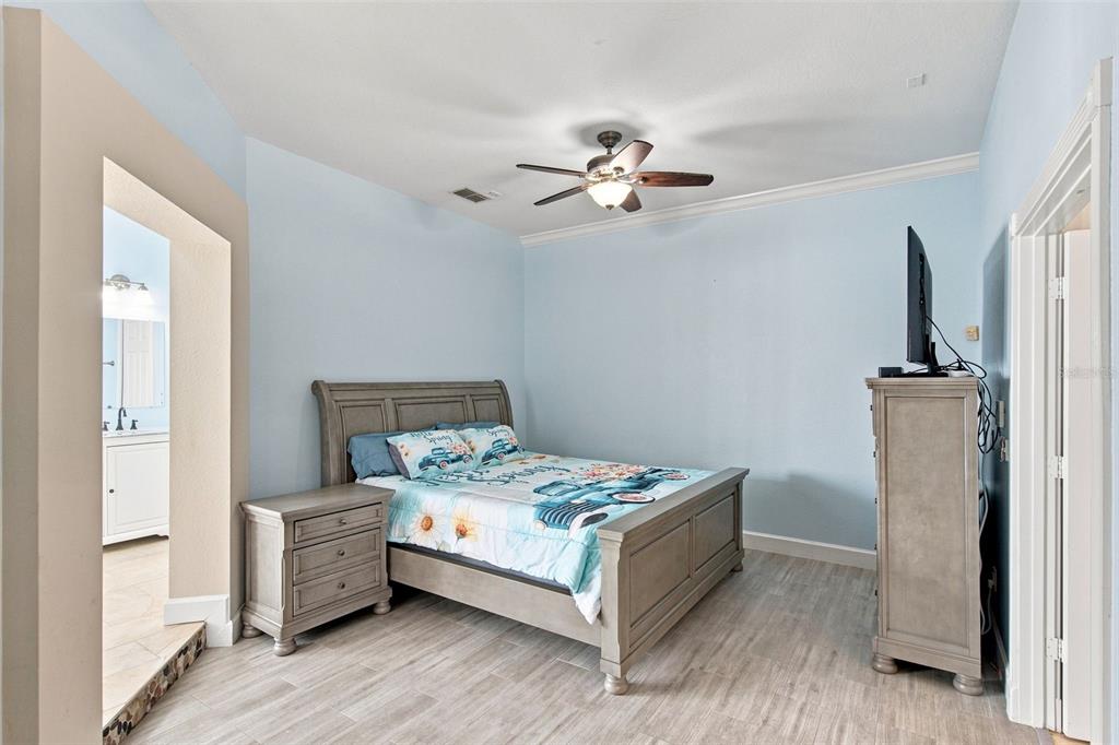 13711 DORNOCH DRIVE gallery image #22