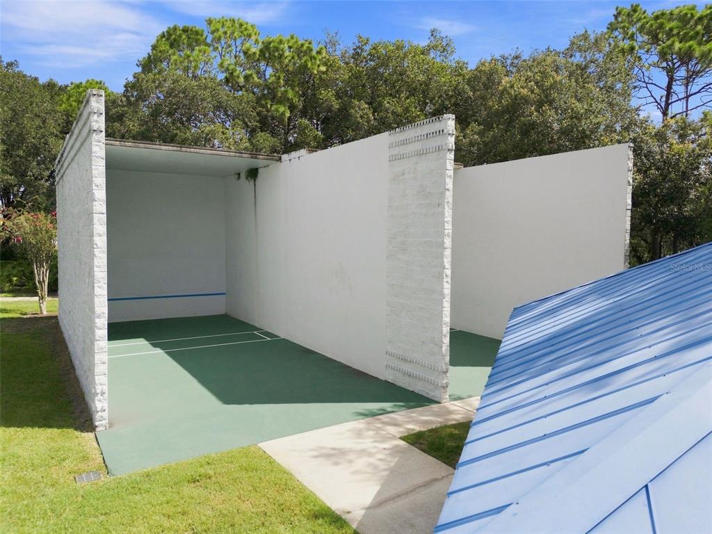 13711 DORNOCH DRIVE gallery image #48