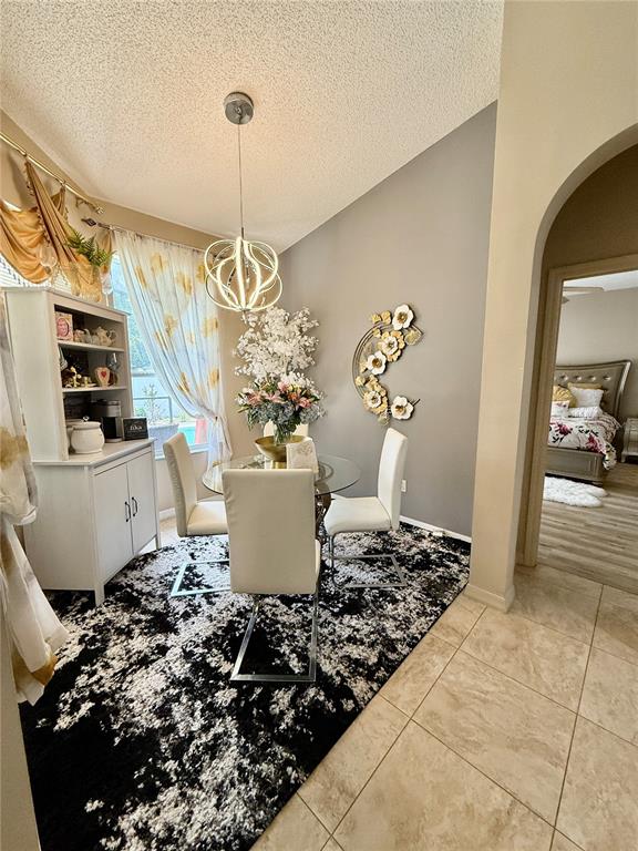 1748 FLORENCE VISTA BOULEVARD gallery image #15