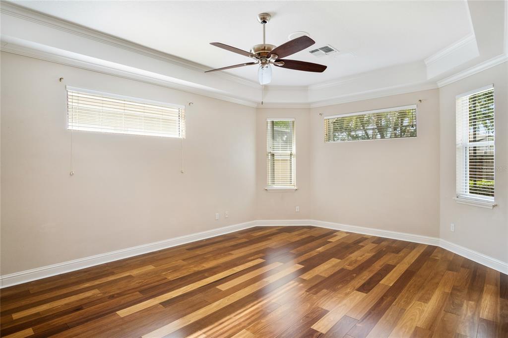 10734 WOODCHASE CIRCLE gallery image #12