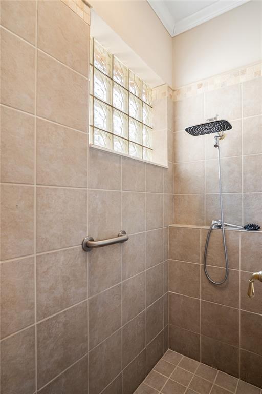 10734 WOODCHASE CIRCLE gallery image #16