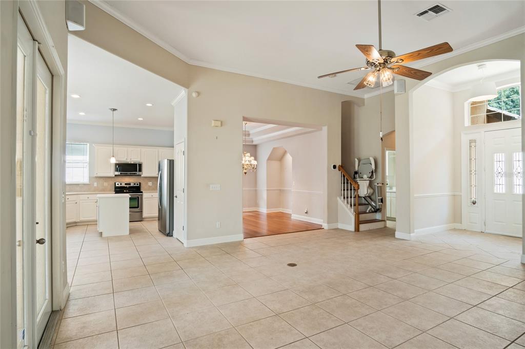 10734 WOODCHASE CIRCLE gallery image #7