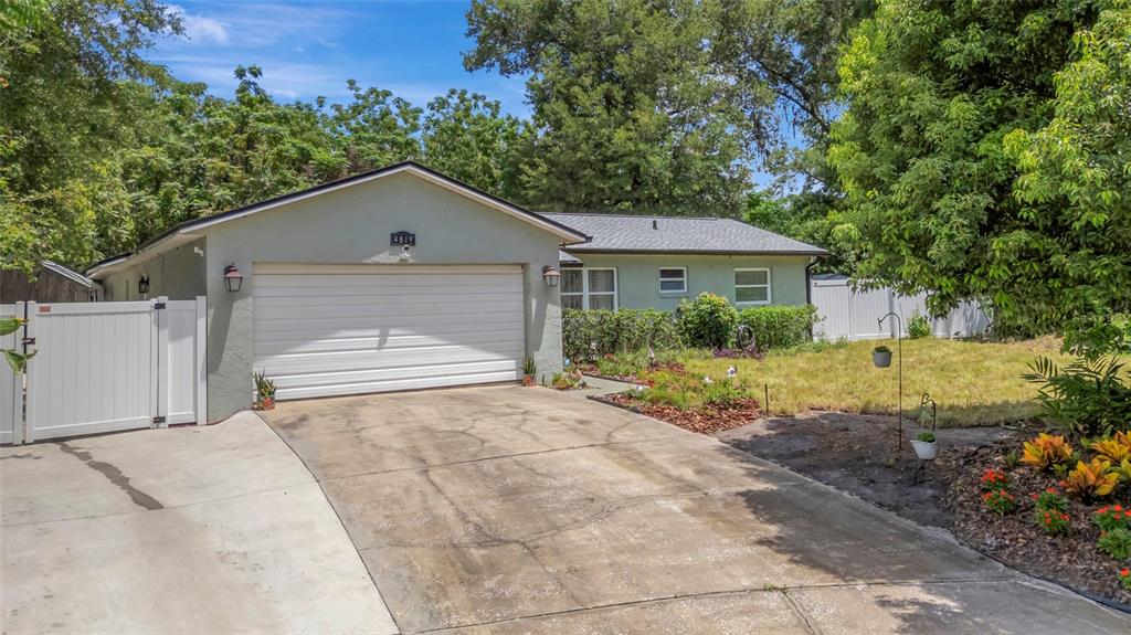 4819 BIRCHMONT PLACE gallery image #3