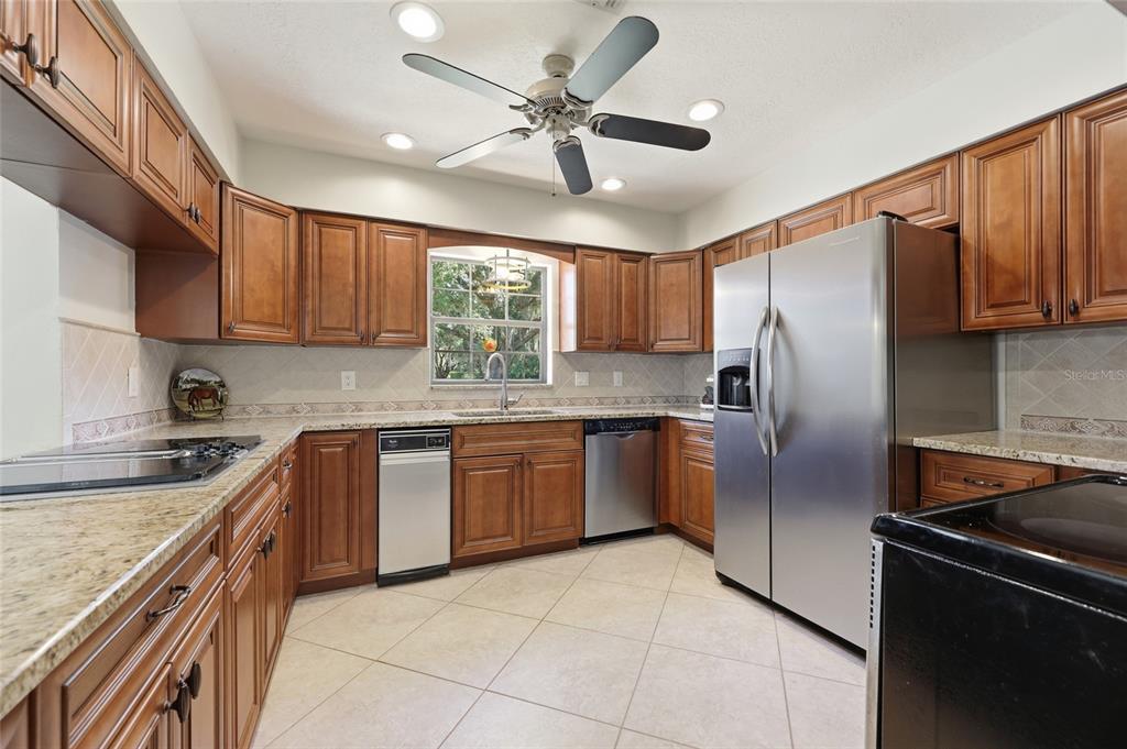 9700 SW 67TH TERRACE gallery image #19