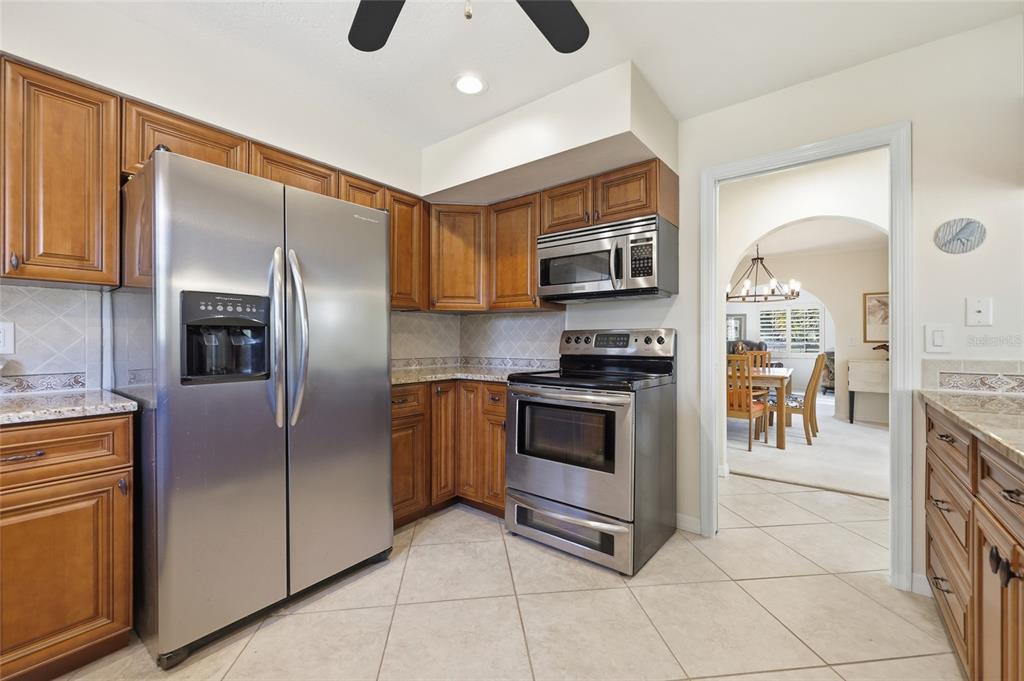 9700 SW 67TH TERRACE gallery image #20