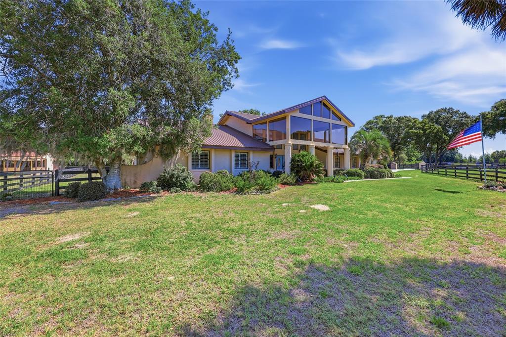 9700 SW 67TH TERRACE gallery image #3
