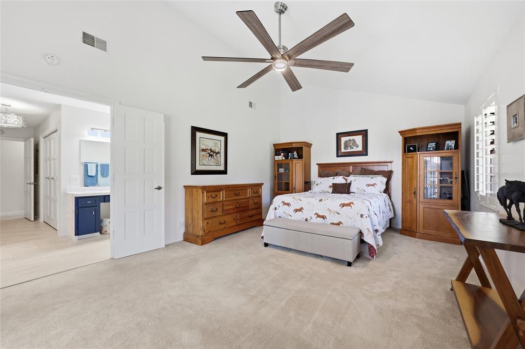 9700 SW 67TH TERRACE gallery image #32