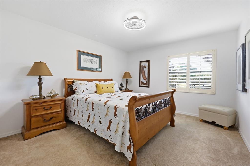 9700 SW 67TH TERRACE gallery image #33