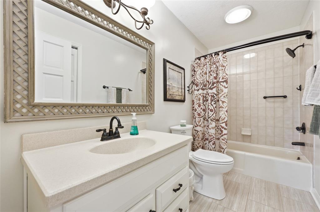 9700 SW 67TH TERRACE gallery image #35