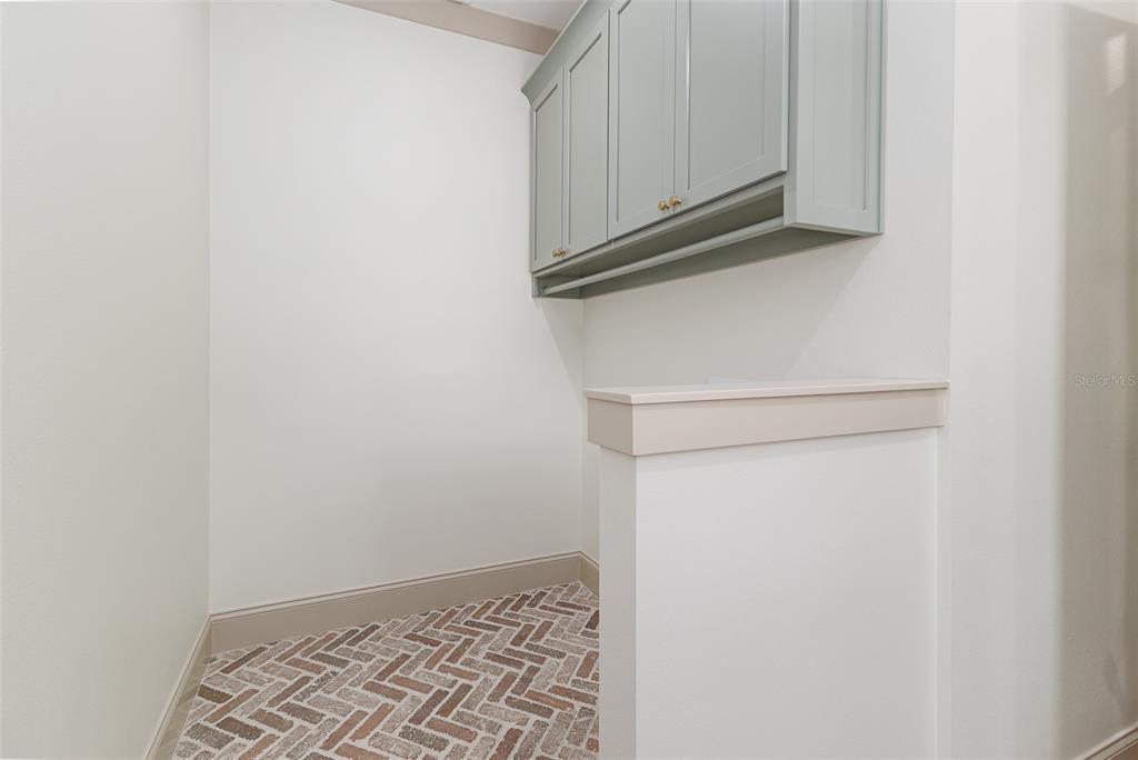 2611 BERKELEY AVENUE gallery image #18
