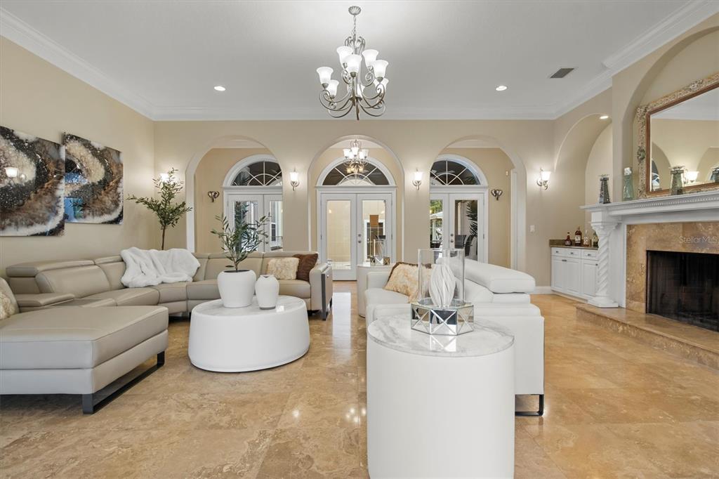 1665 BLUE HERON LANE gallery image #10