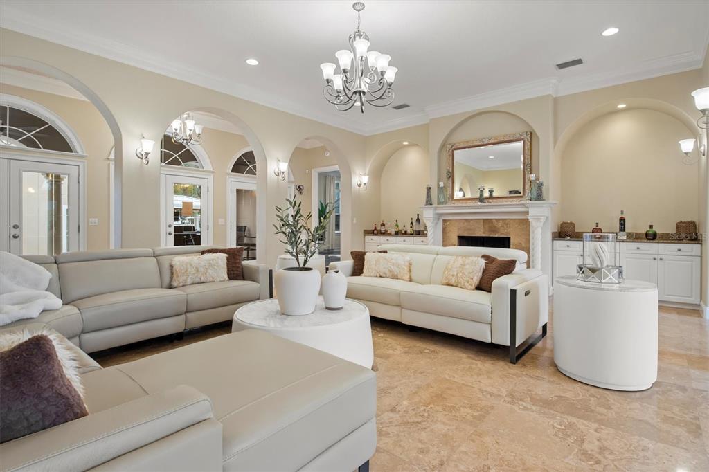 1665 BLUE HERON LANE gallery image #18
