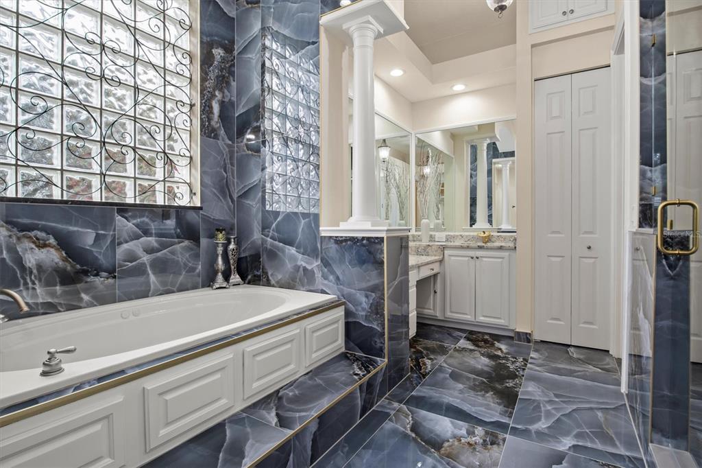 1665 BLUE HERON LANE gallery image #28