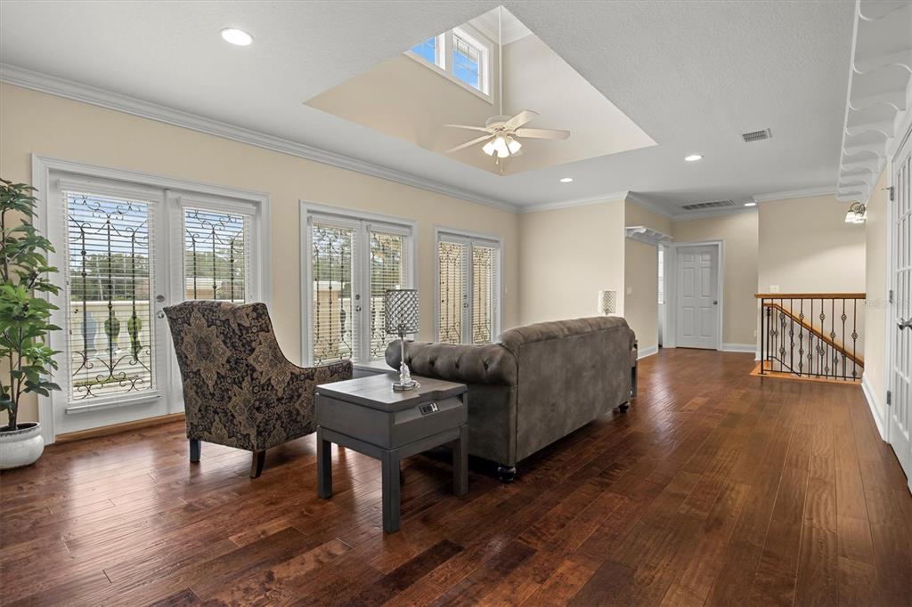 1665 BLUE HERON LANE gallery image #44