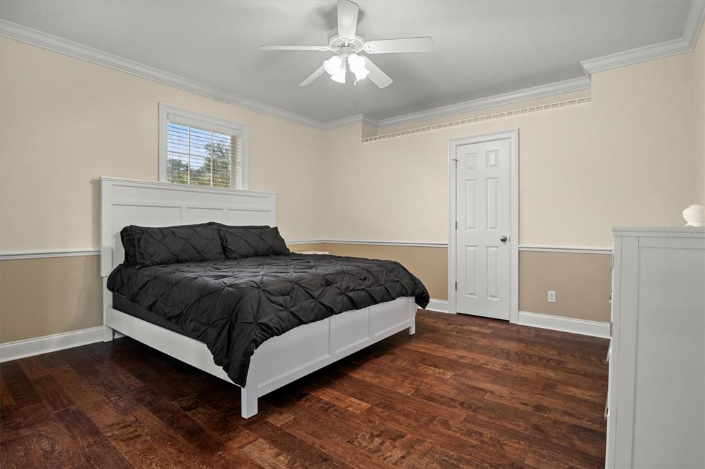1665 BLUE HERON LANE gallery image #56