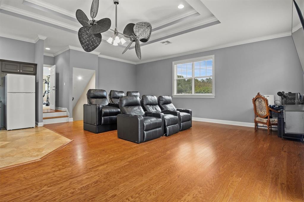 1665 BLUE HERON LANE gallery image #68
