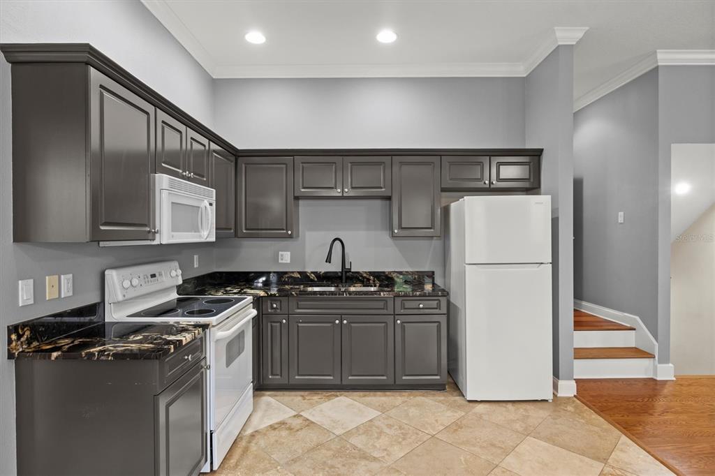 1665 BLUE HERON LANE gallery image #72