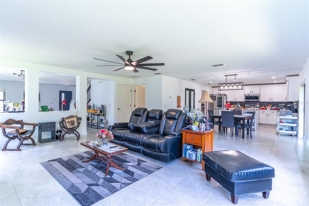 2926 BOATING BOULEVARD gallery image #2