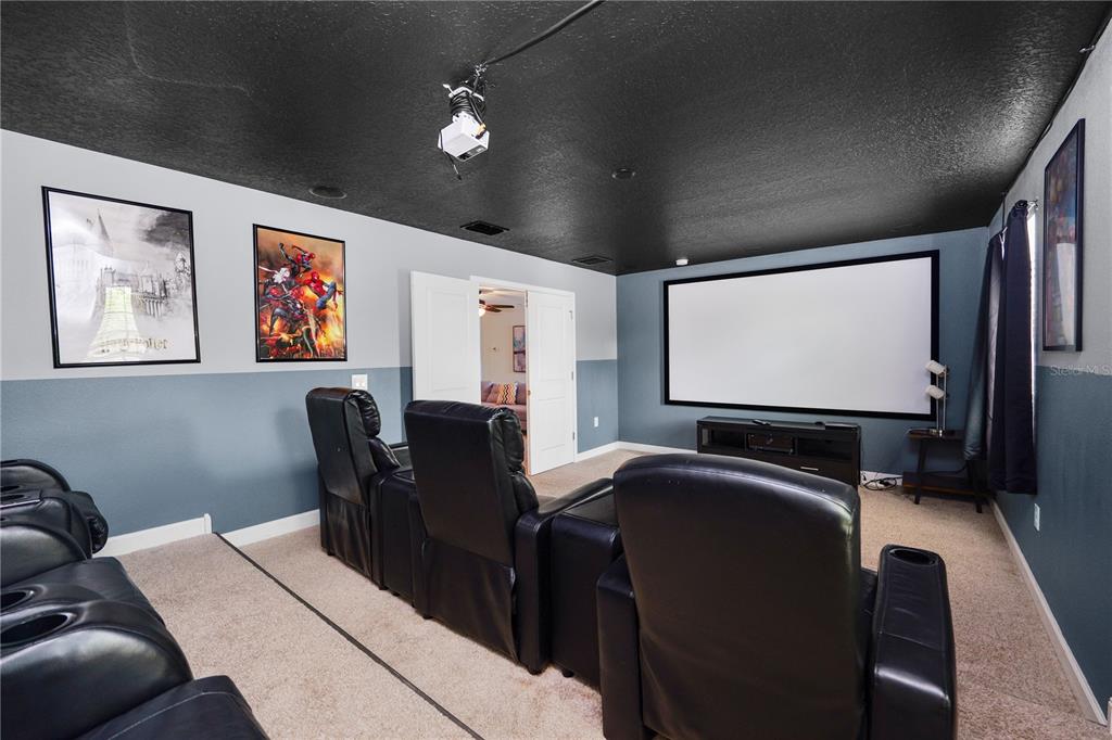 9158 SCRAMBLE DRIVE gallery image #22