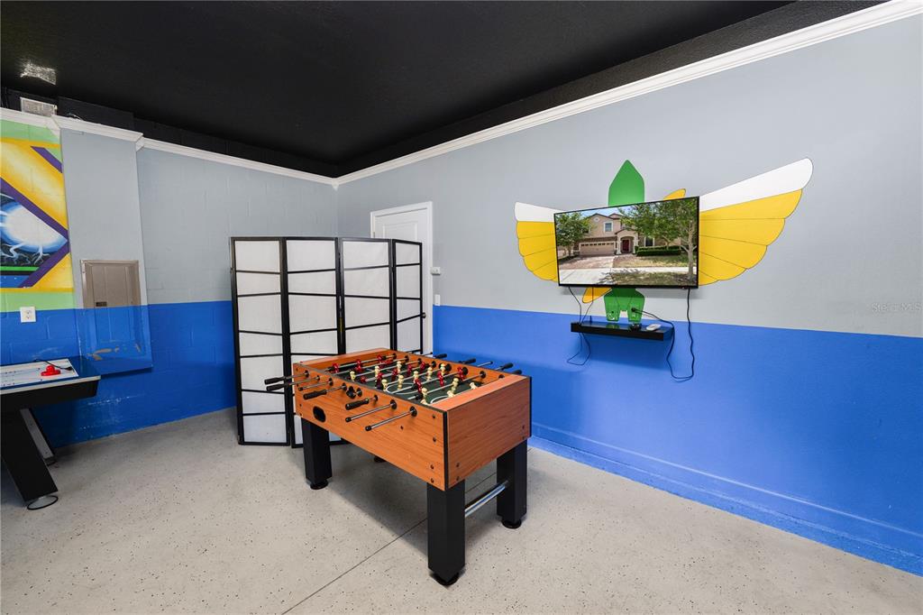 9158 SCRAMBLE DRIVE gallery image #59