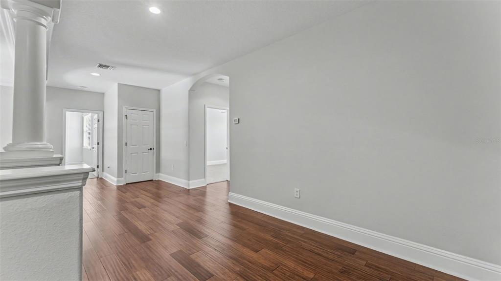 521 CHELSEA AVENUE gallery image #20