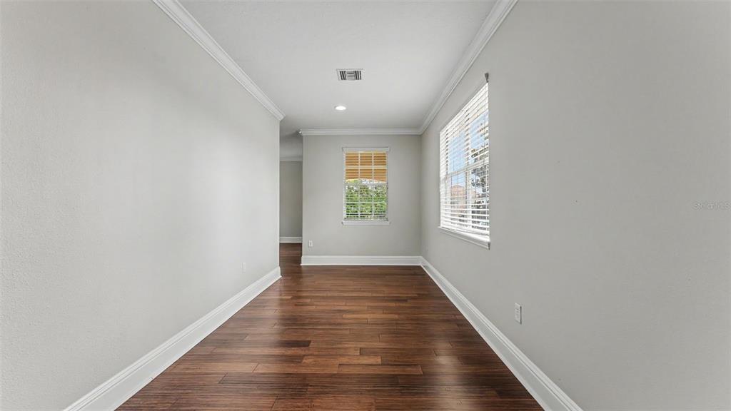 521 CHELSEA AVENUE gallery image #32