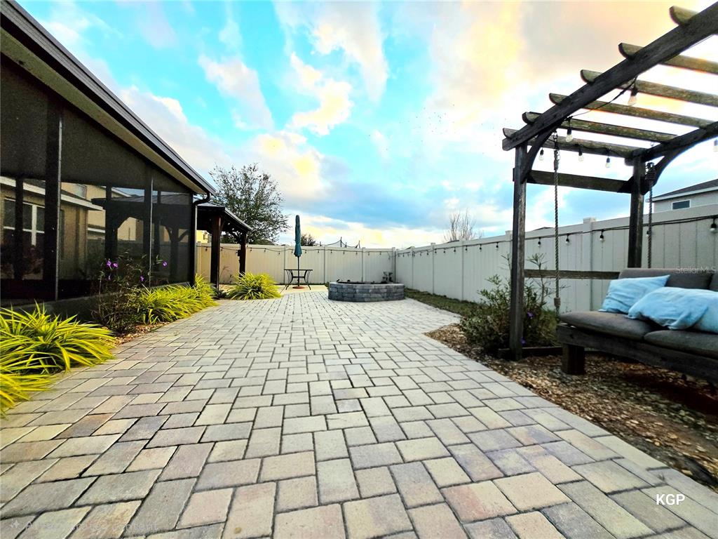 12021 GILLINGHAM HARBOR LANE gallery image #26