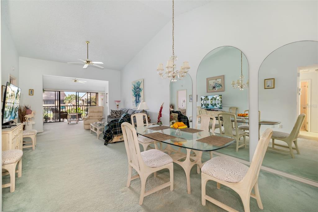 5543 ASHTON WAY UNIT 5543