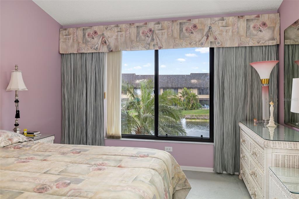 5543 ASHTON WAY UNIT 5543