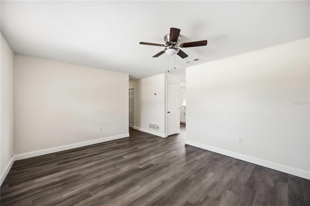 3012 CLAY CIRCLE