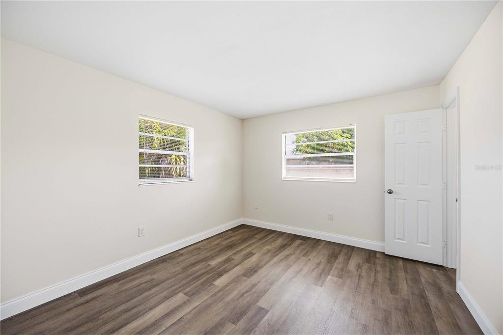 3012 CLAY CIRCLE