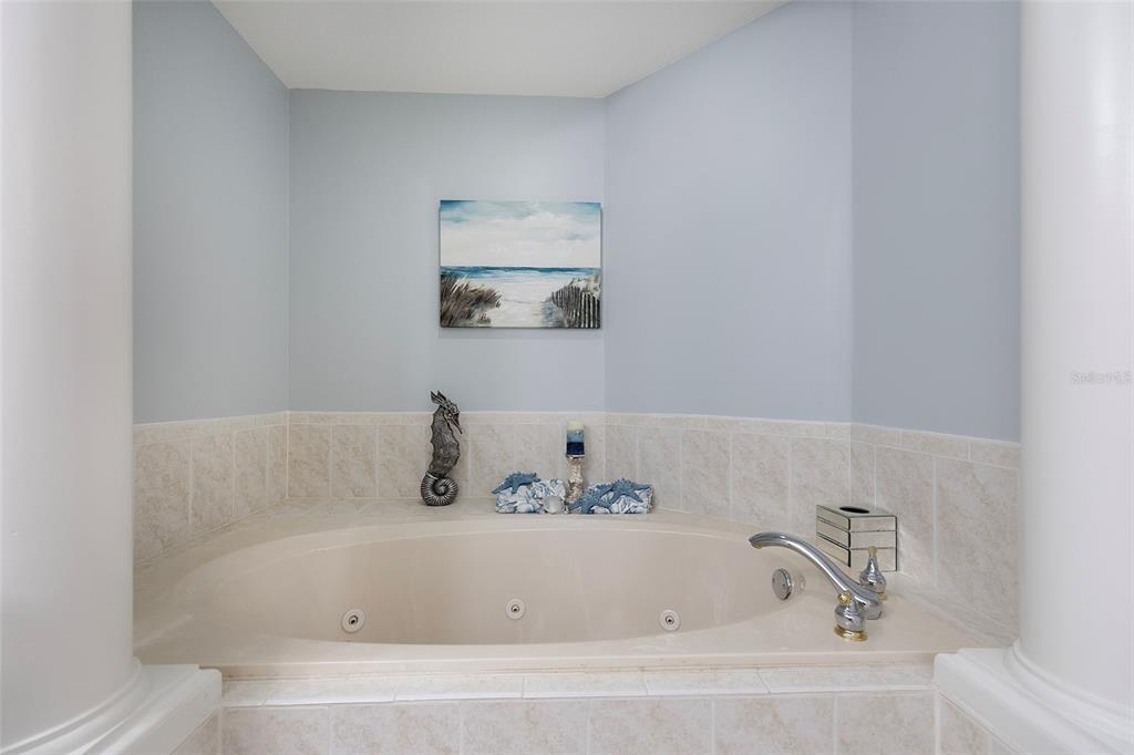 2300 N ATLANTIC AVENUE UNIT 20 gallery image #27