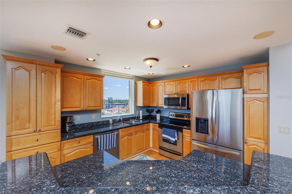 2300 N ATLANTIC AVENUE UNIT 20 gallery image #39