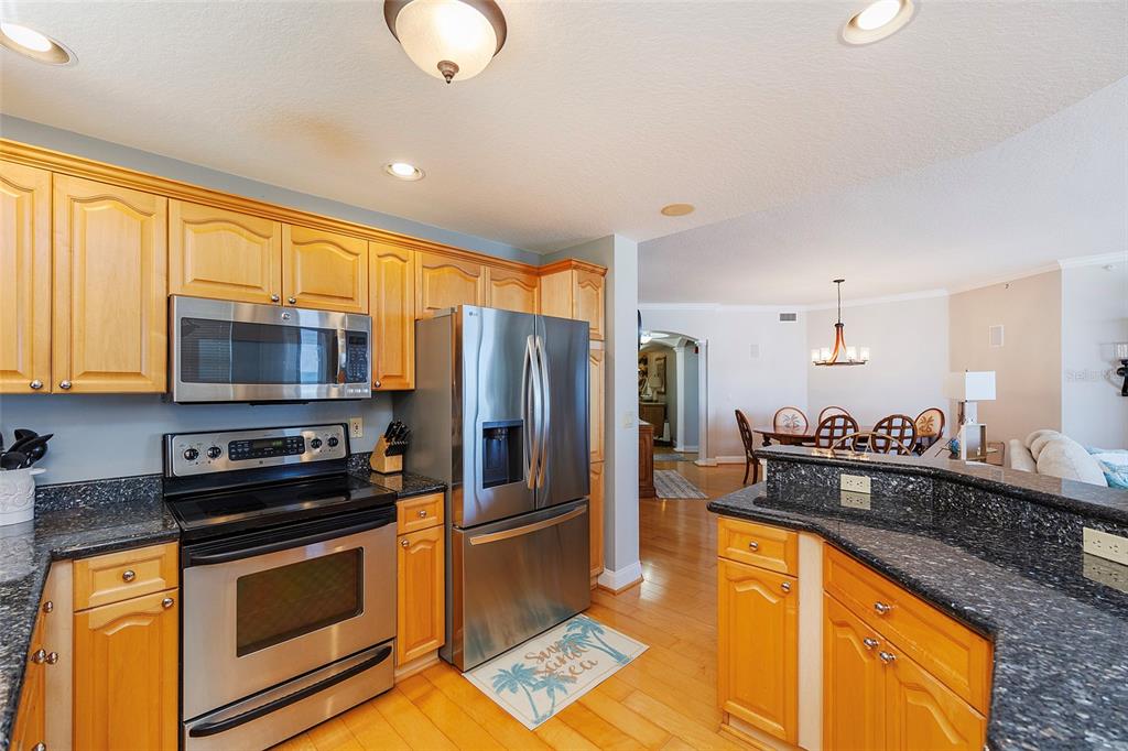 2300 N ATLANTIC AVENUE UNIT 20 gallery image #41