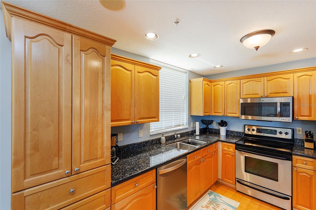 2300 N ATLANTIC AVENUE UNIT 20 gallery image #42