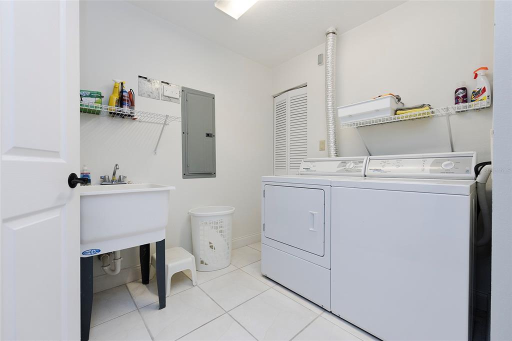 2300 N ATLANTIC AVENUE UNIT 20 gallery image #47