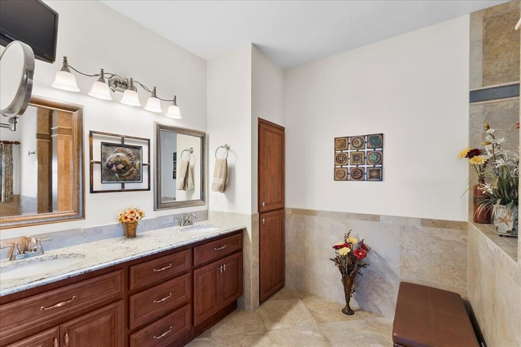5609 S ATLANTIC AVENUE gallery image #24