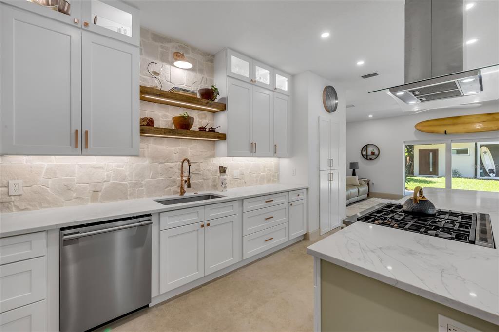 3211 SAXON DRIVE gallery image #13