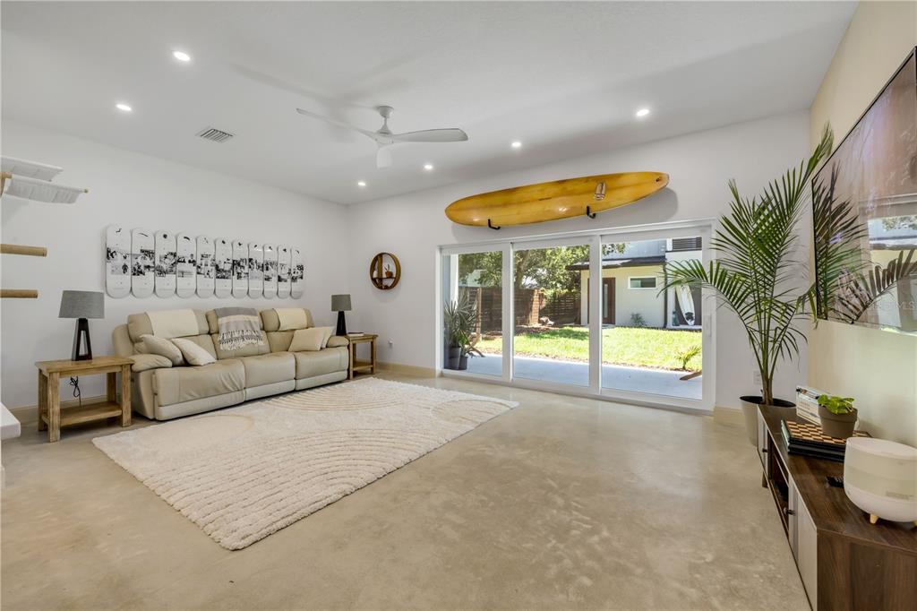 3211 SAXON DRIVE gallery image #24