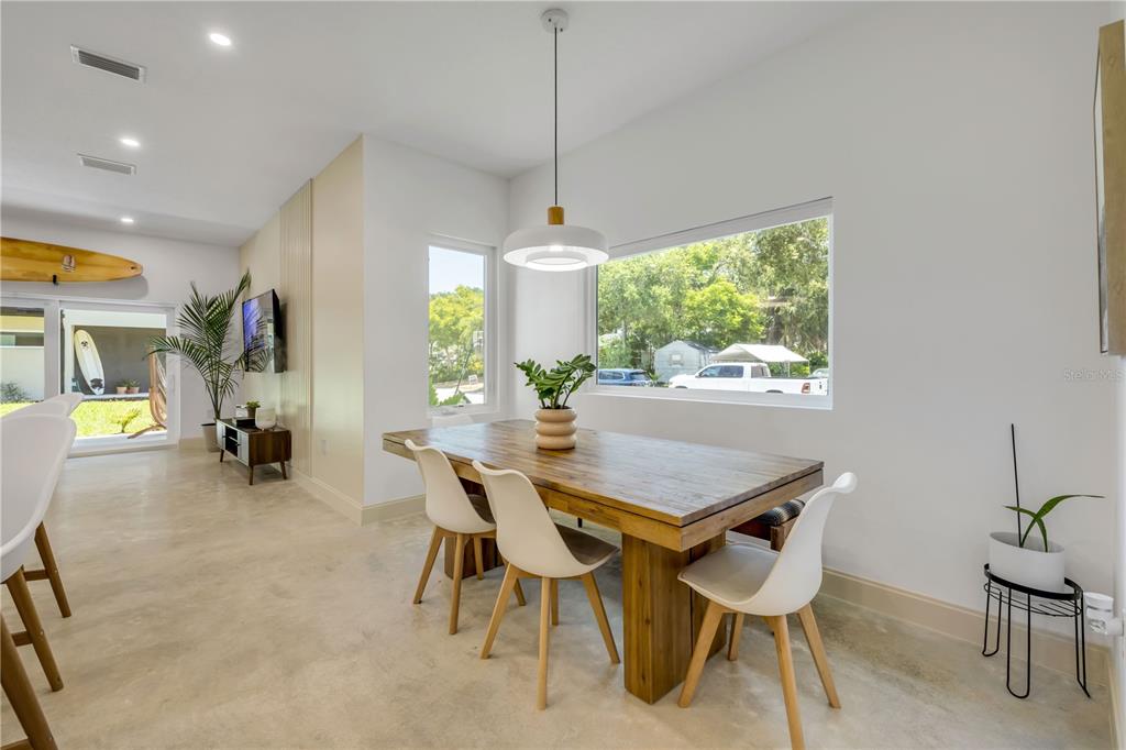 3211 SAXON DRIVE gallery image #27