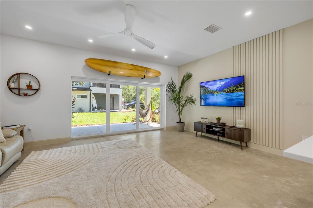 3211 SAXON DRIVE gallery image #29