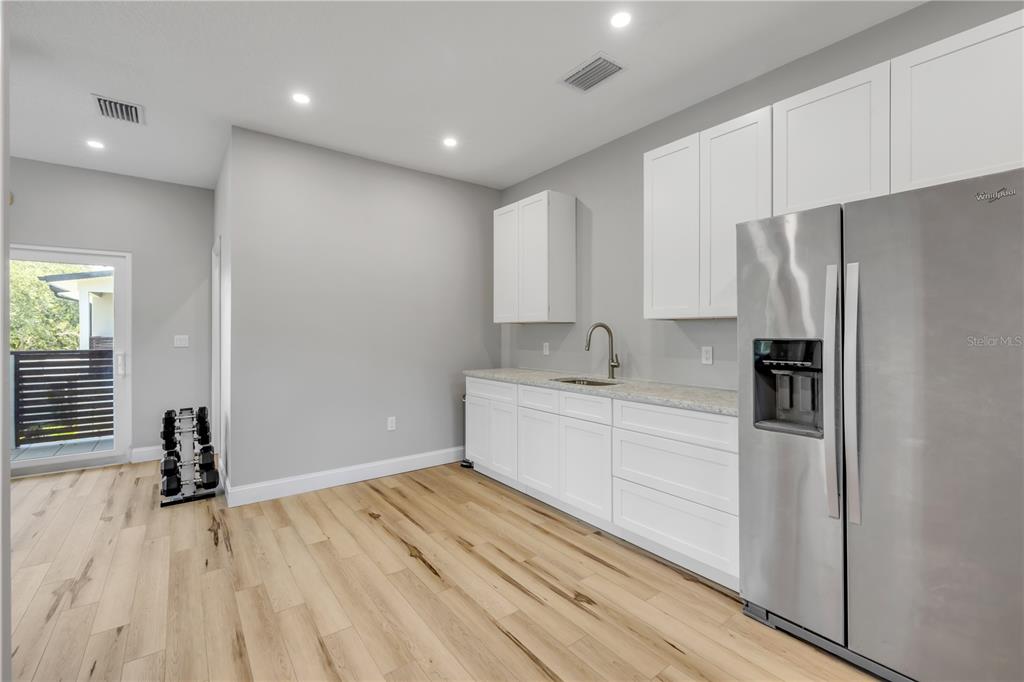 3211 SAXON DRIVE gallery image #68