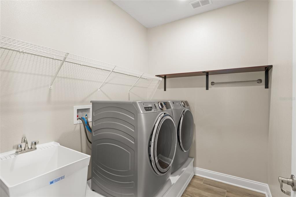 11172 LEMON LAKE BOULEVARD gallery image #36