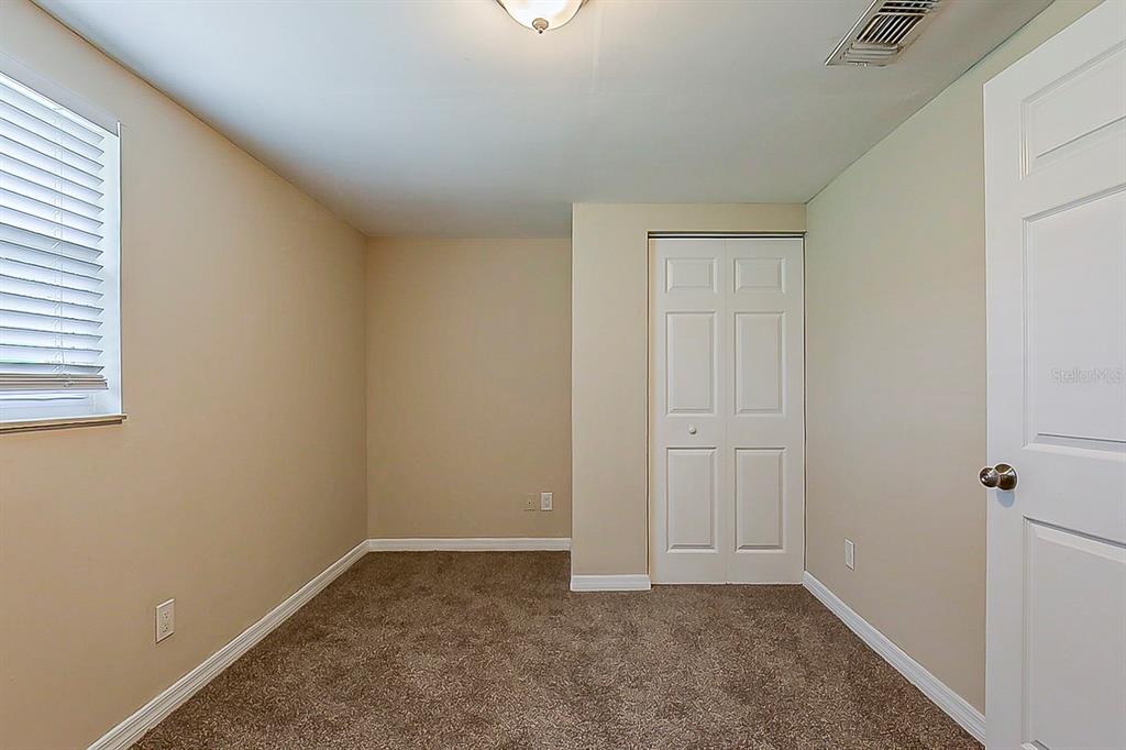 4812 N 37TH STREET gallery image #11