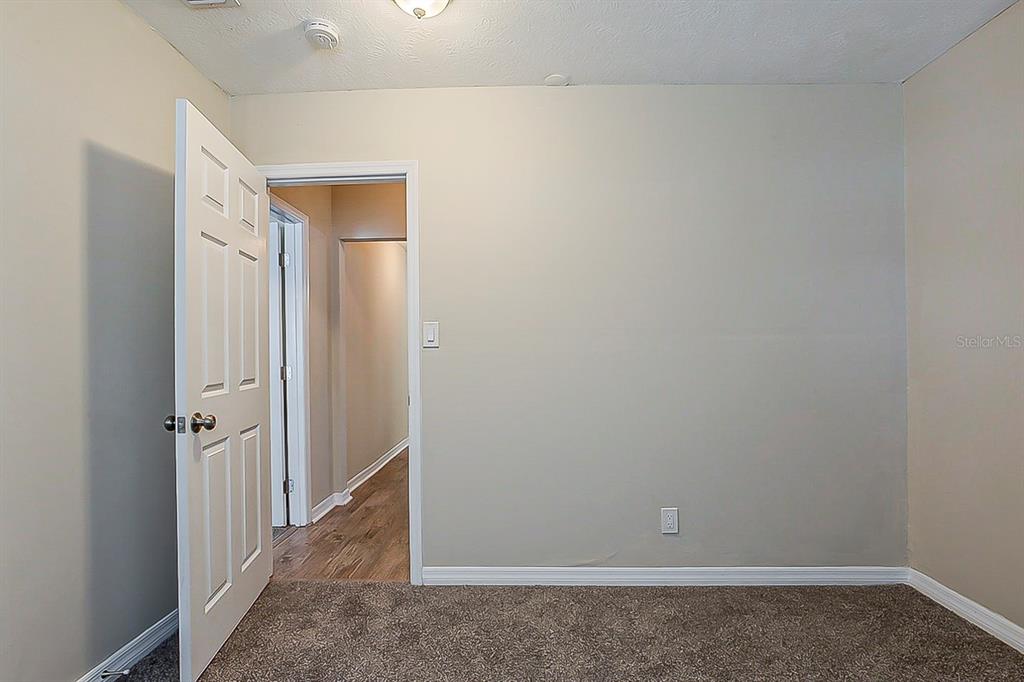 4812 N 37TH STREET gallery image #16