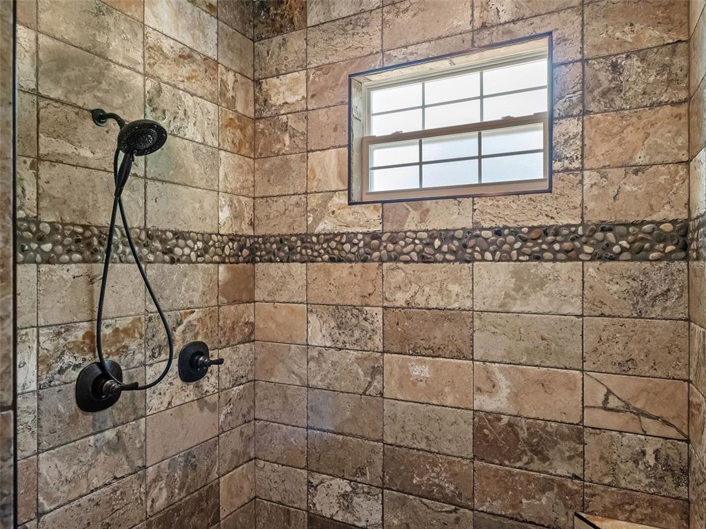 20199 SWEETWOOD LANE gallery image #31