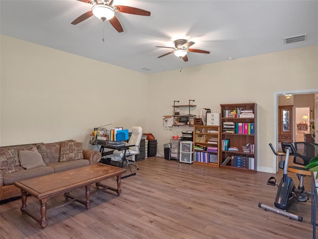 20199 SWEETWOOD LANE gallery image #67