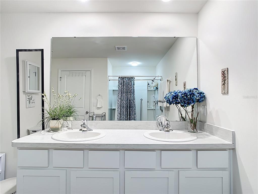 7161 SW 135TH PLACE gallery image #19